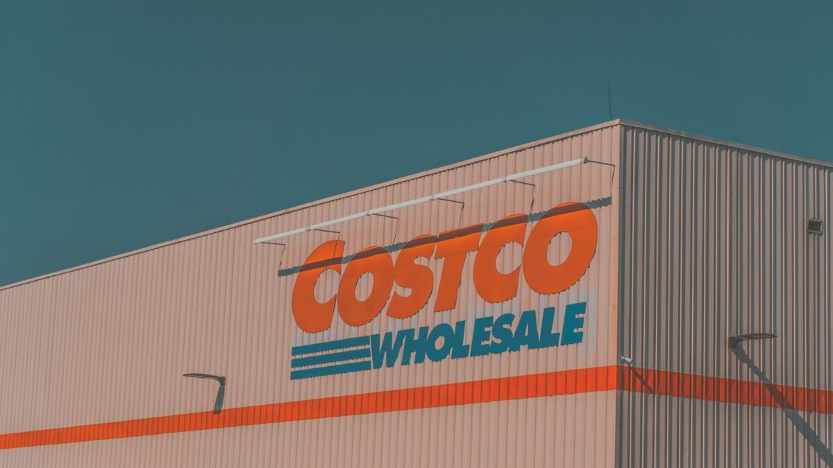 Costco Coupon Policy 2026: What Coupons Are Accepted and Why