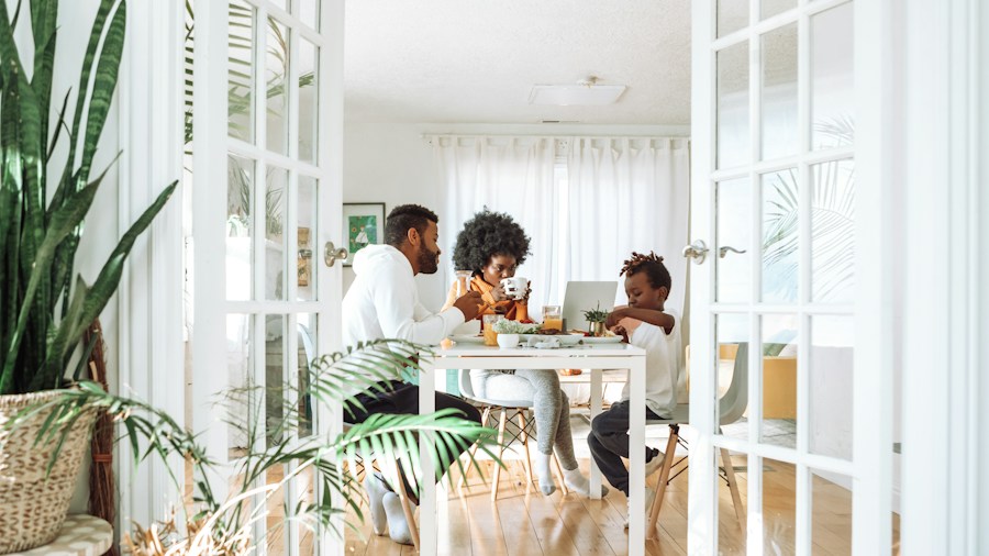 family discussing home affordability budget