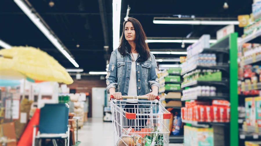 family grocery cart supermarket