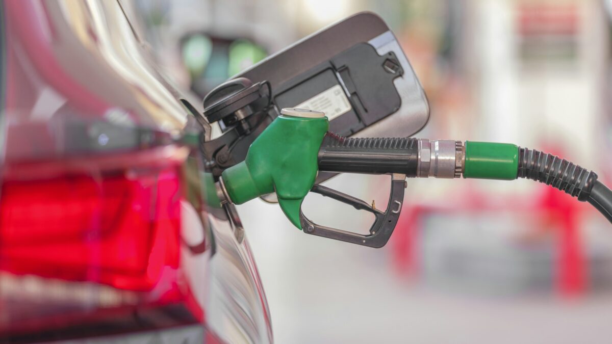 gas pump diesel fuel prices
