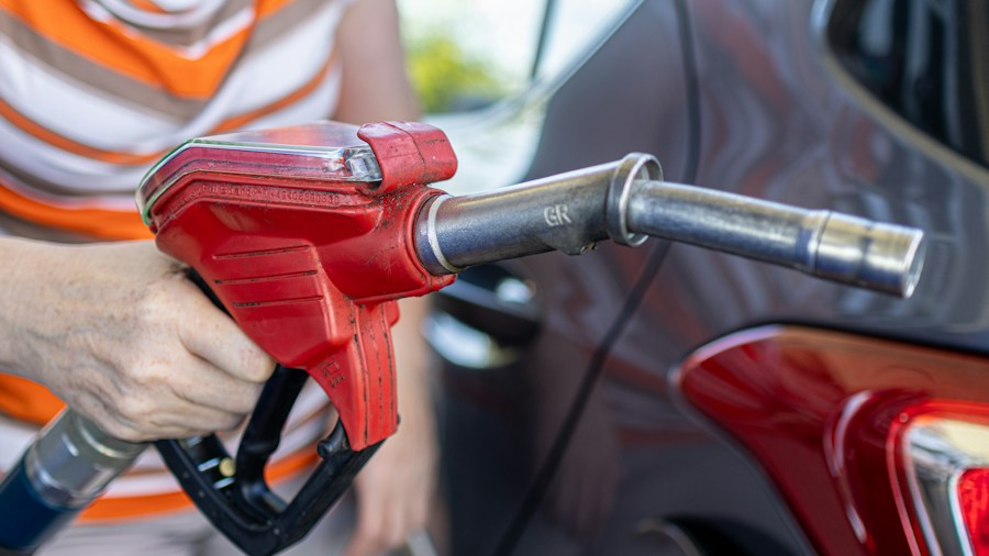 gas pump prices rising
