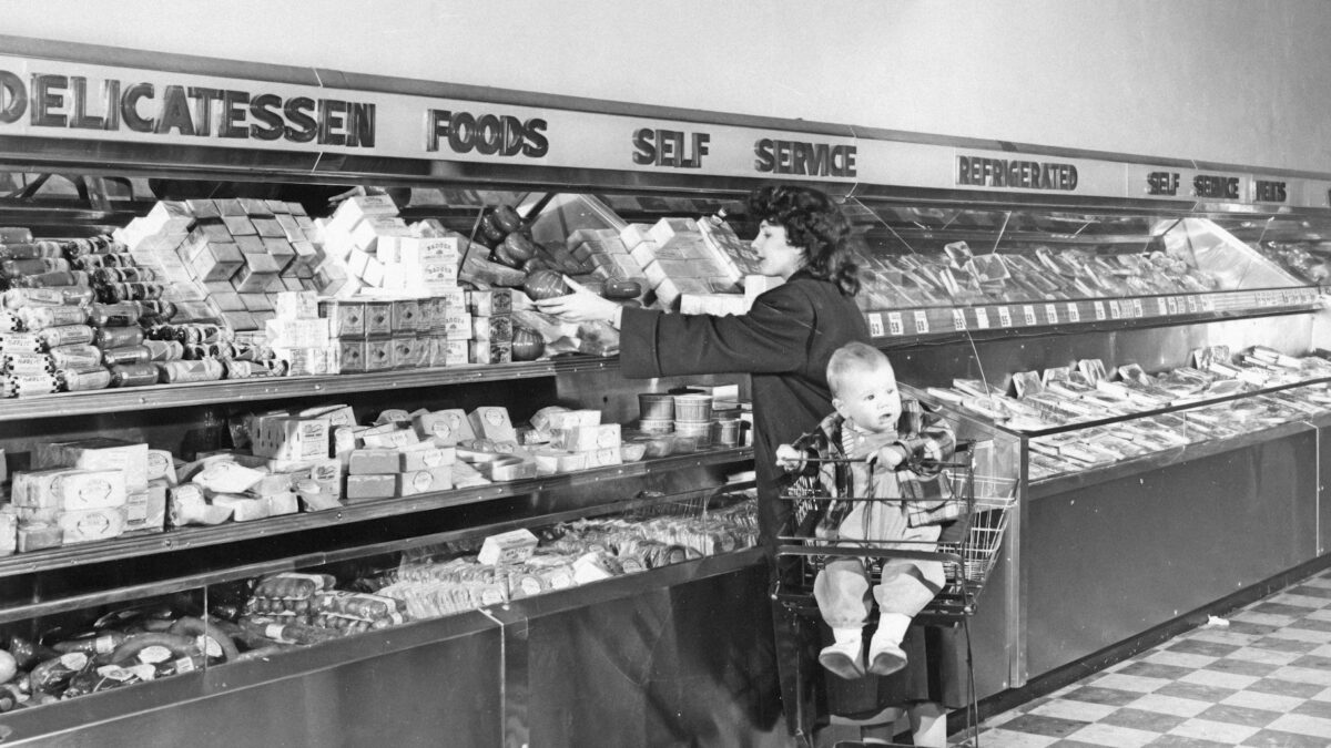 grocery deli counter shopping