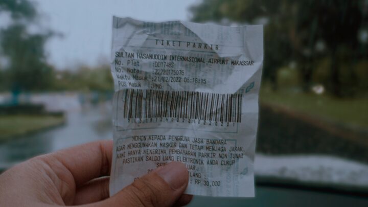 grocery shopping checkout receipt