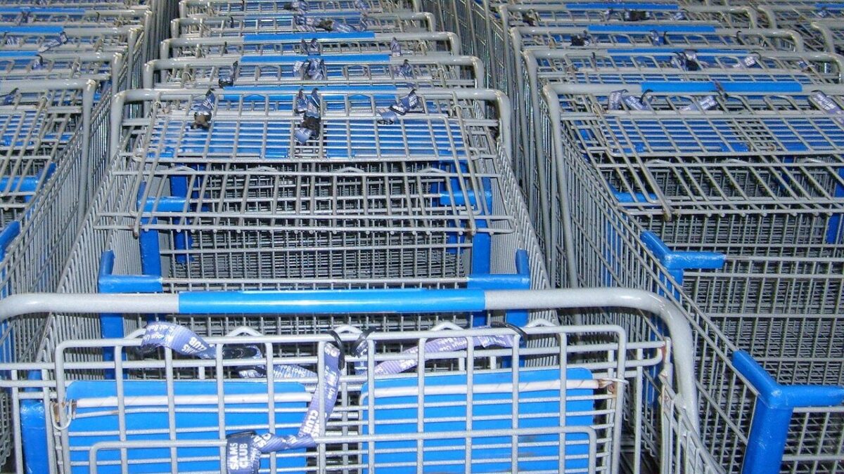 grocery store express checkout lane