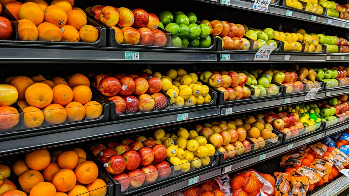 grocery store shopping budget conscious