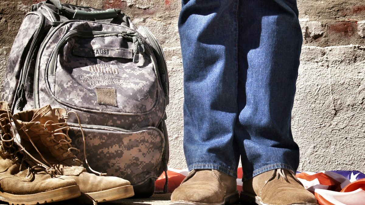 Home Depot vs Lowe's: Military Discount Compared
