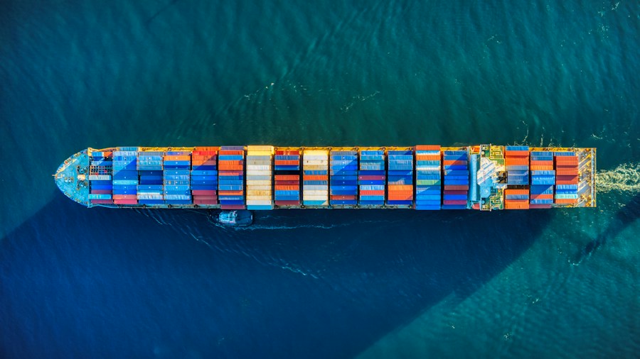international trade containers cargo