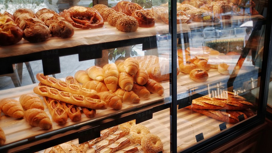 prepared food bakery counter display