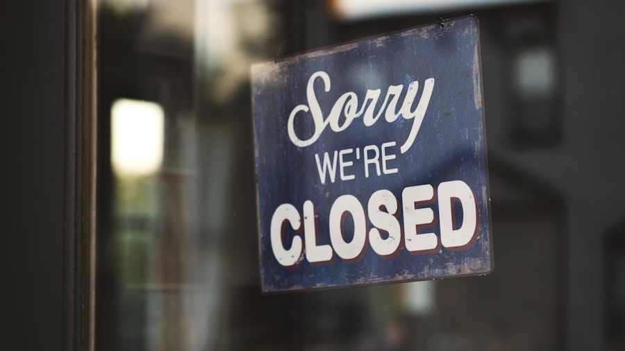 retail store closure announcement