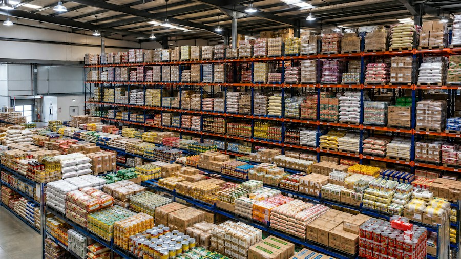 shopper discovering products warehouse