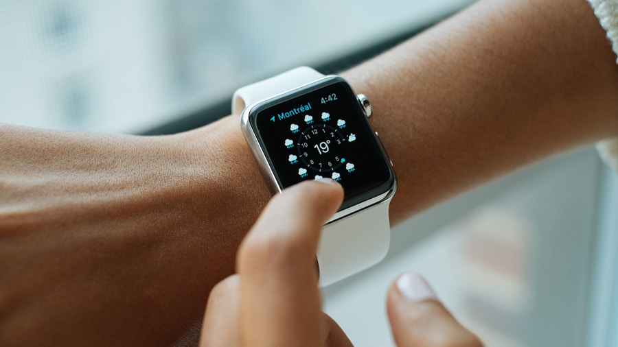smartwatch tap to pay