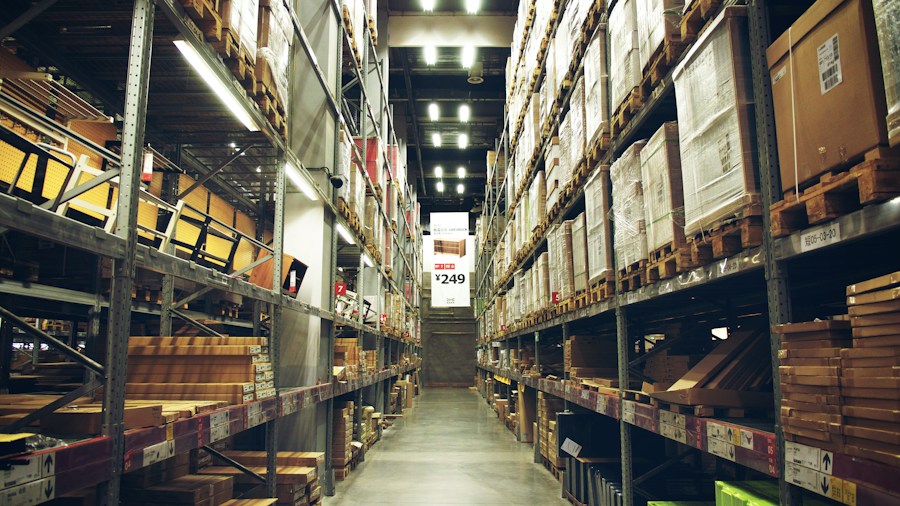 warehouse shopping experience