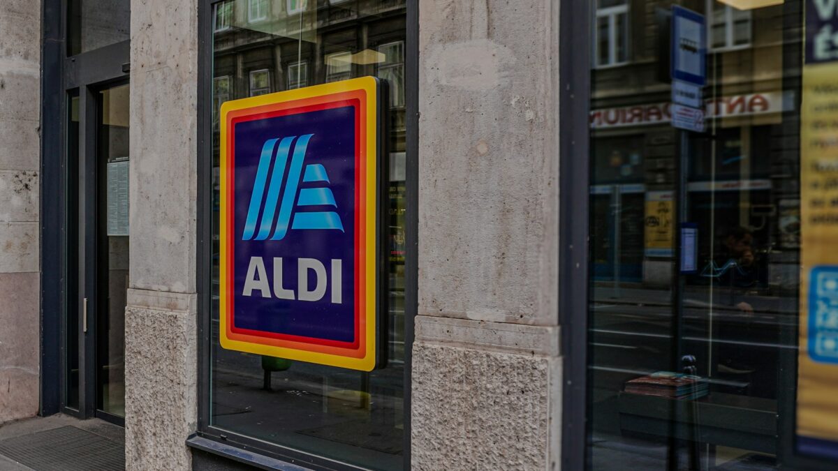 What Time Does Aldi Open and Close? 2026 Store Hours